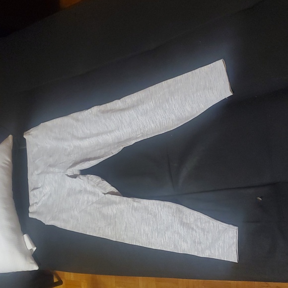 Lululemon Women's Leggings - Picture 5 of 7